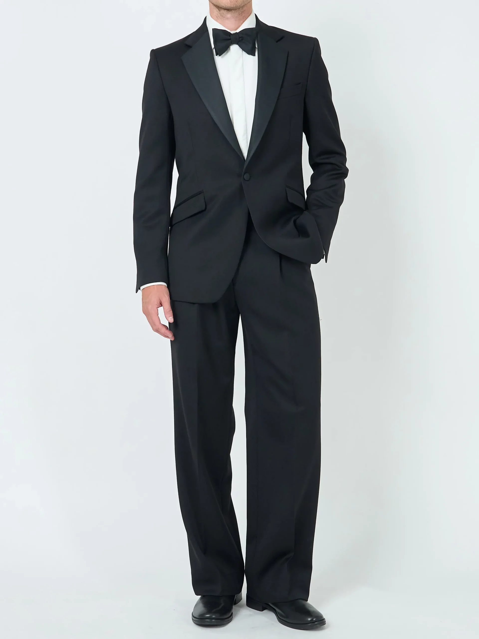 Favourbrook Black Hampton Tommy Dinner Jacket- Occasionwear | Dinner Jackets